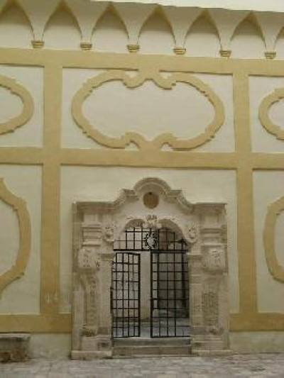 Tricase - piazza Giuseppe Pisanelli - Atrio Palazzo Gallone - Portale Tricase - piazza Giuseppe Pisanelli - Atrio Palazzo Gallone - Portale